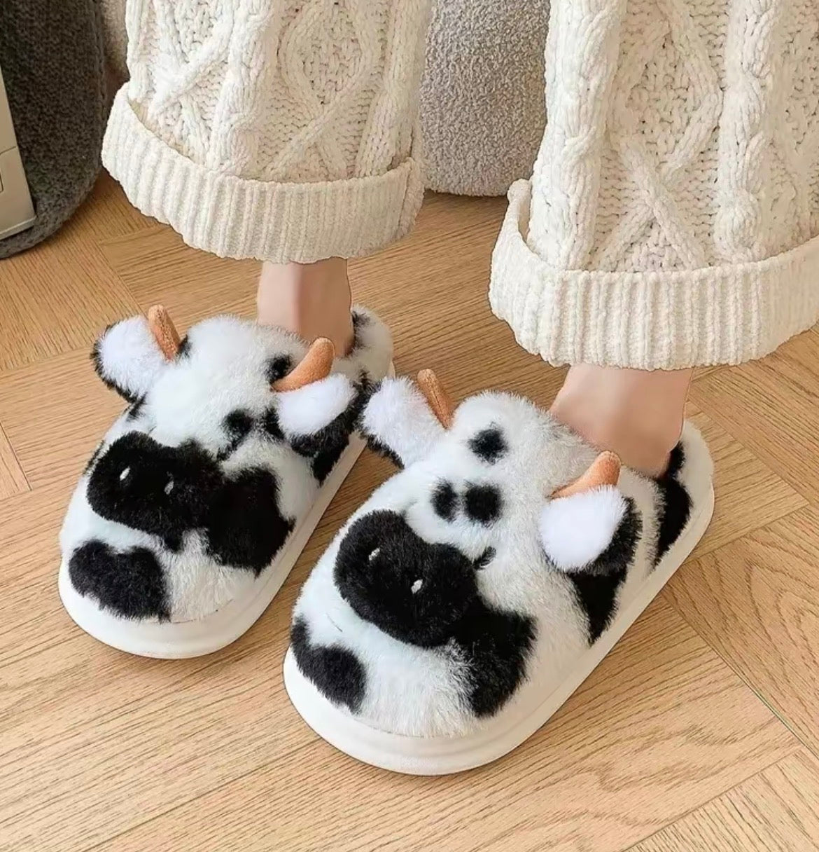 Cow Womens Slipper Cute Cartoon with Memory Foam Fluffy Soft Warm Slip On House Slippers Anti-Skid Cozy Plush for Indoor Outdoor