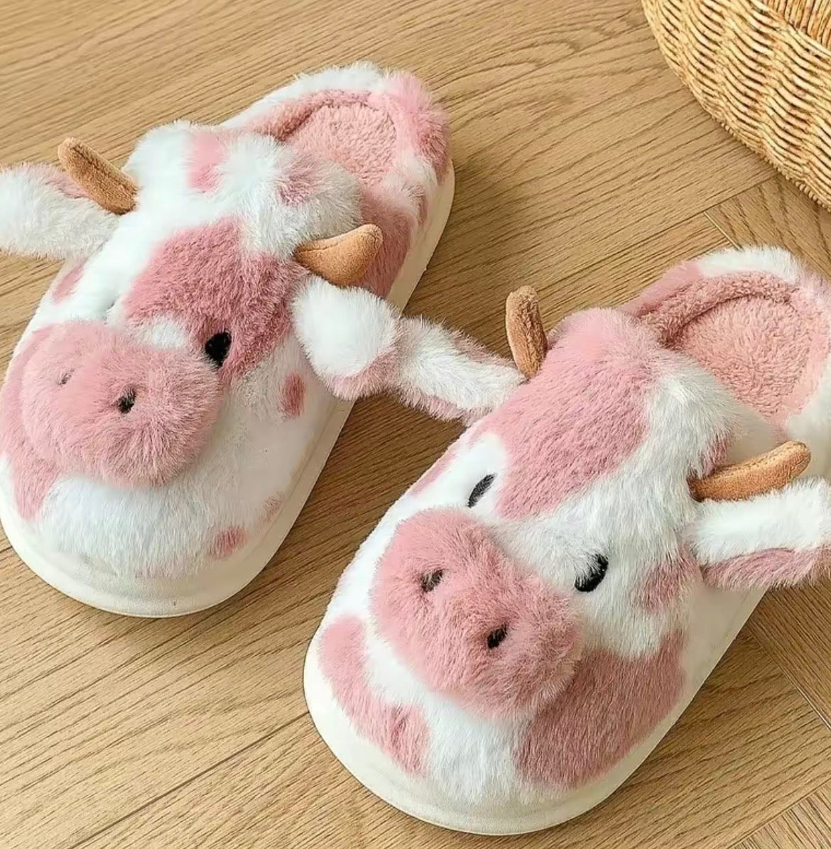 Cow Womens Slipper Cute Cartoon with Memory Foam Fluffy Soft Warm Slip On House Slippers Anti-Skid Cozy Plush for Indoor Outdoor